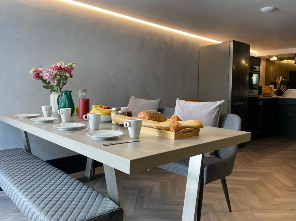 Jewel Of Kemptown - Luxury Townhouse, Sleeps 9 Hébergement de vacances Hove